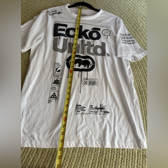 Ecko Unlimited White Tee with Black Logo and Graphic - Picture 7 of 10